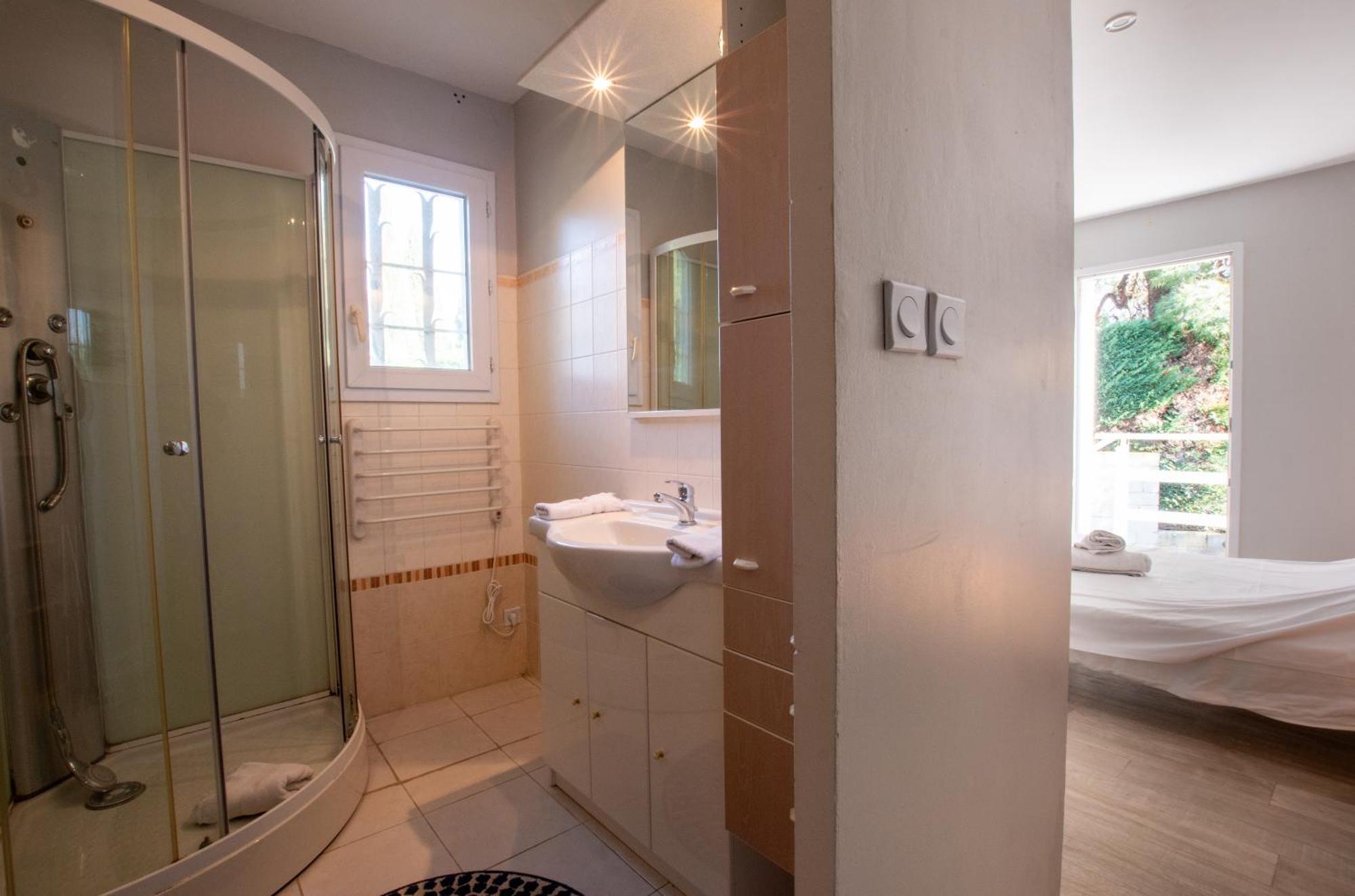ארל Ibis - Villa Avec Piscine, Jardin Et Parking מראה חיצוני תמונה